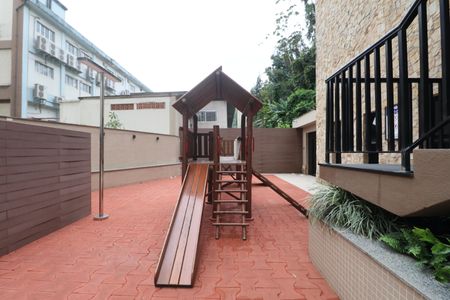 Apartamento para alugar com 230m², 4 quartos e 2 vagasÁrea comum - Playground