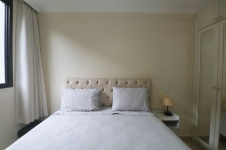 Apartamento para alugar com 230m², 4 quartos e 2 vagasQuarto 2