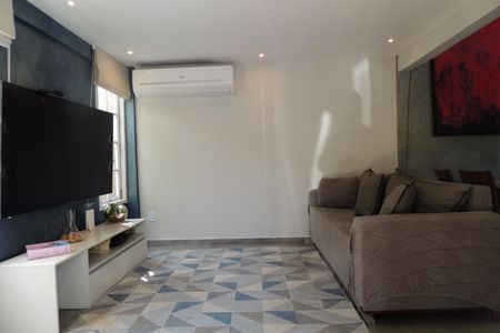 Casa para alugar com 500m², 3 quartos e 4 vagasSala