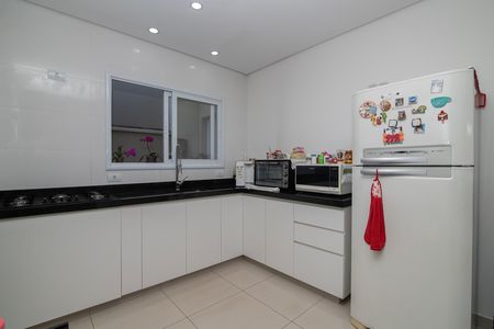 Cozinha de casa de condomínio para alugar com 3 quartos, 147m² em Jardim de Mônaco, Hortolândia