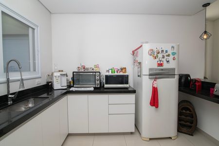 Cozinha de casa de condomínio para alugar com 3 quartos, 147m² em Jardim de Mônaco, Hortolândia