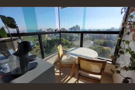 Apartamento à venda com 94m², 4 quartos e 2 vagasVaranda da suíte