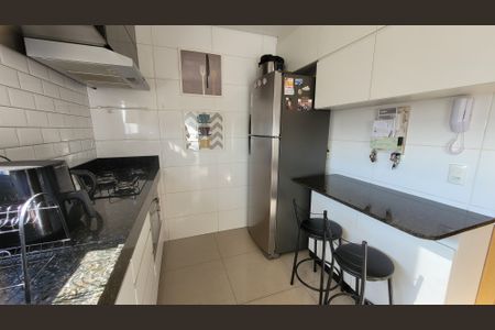 Apartamento à venda com 94m², 4 quartos e 2 vagasCozinha