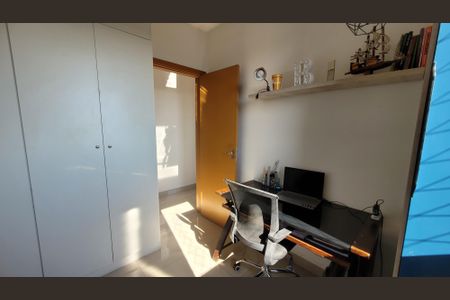Apartamento à venda com 94m², 4 quartos e 2 vagasQuarto 2