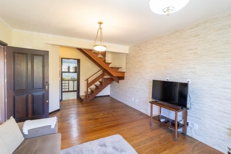 Casa à venda com 136m², 3 quartos e 2 vagasSala