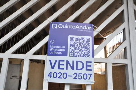 Casa à venda com 109m², 4 quartos e 3 vagasPlaca