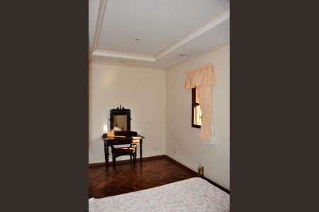 Casa à venda com 414m², 3 quartos e 4 vagas Casa à venda com 414m², 3 quartos e 4 vagasSuíte