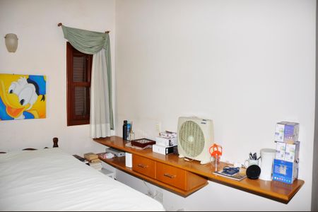 Casa à venda com 414m², 3 quartos e 4 vagas Casa à venda com 414m², 3 quartos e 4 vagasSuíte 2