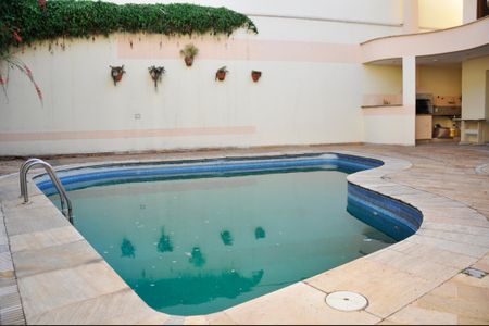 Casa à venda com 414m², 3 quartos e 4 vagas Casa à venda com 414m², 3 quartos e 4 vagasLazer