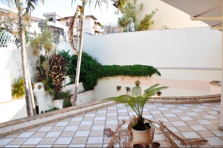 Casa à venda com 414m², 3 quartos e 4 vagas Casa à venda com 414m², 3 quartos e 4 vagasVaranda da Suíte 3