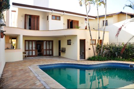 Casa à venda com 414m², 3 quartos e 4 vagas Casa à venda com 414m², 3 quartos e 4 vagasLazer