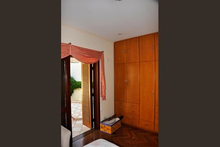 Casa à venda com 414m², 3 quartos e 4 vagas Casa à venda com 414m², 3 quartos e 4 vagasSuíte 3