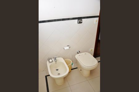 Casa à venda com 414m², 3 quartos e 4 vagas Casa à venda com 414m², 3 quartos e 4 vagasBanheiro da Suíte