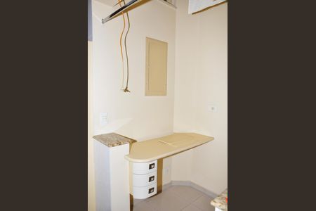 Casa à venda com 414m², 3 quartos e 4 vagas Casa à venda com 414m², 3 quartos e 4 vagasÁrea de serviço