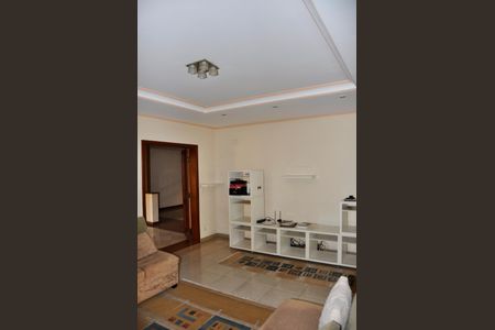 Casa à venda com 414m², 3 quartos e 4 vagas Casa à venda com 414m², 3 quartos e 4 vagasSala de Música e TV