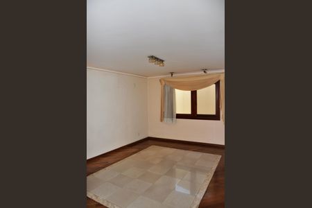 Casa à venda com 414m², 3 quartos e 4 vagas Casa à venda com 414m², 3 quartos e 4 vagasSala de Jantar