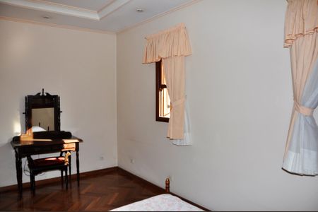 Casa à venda com 414m², 3 quartos e 4 vagas Casa à venda com 414m², 3 quartos e 4 vagasSuíte