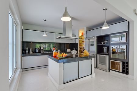 Casa à venda com 406m², 5 quartos e 4 vagasCozinha