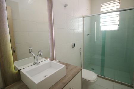 Apartamento à venda com 80m², 2 quartos e sem vagaBanheiro Social