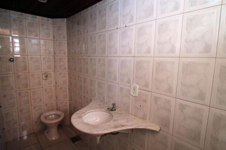 Apartamento à venda com 80m², 2 quartos e sem vagaBanheiro da Suíte