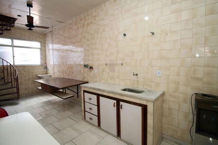 Apartamento à venda com 80m², 2 quartos e sem vagaCozinha