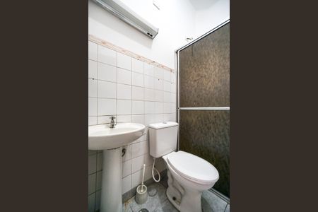 Casa para alugar com 359m², 3 quartos e 6 vagas Casa para alugar com 359m², 3 quartos e 6 vagasBanhero da Edicula