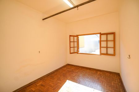 Casa para alugar com 359m², 3 quartos e 6 vagas Casa para alugar com 359m², 3 quartos e 6 vagasEdicula