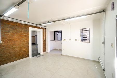 Casa para alugar com 359m², 3 quartos e 6 vagas Casa para alugar com 359m², 3 quartos e 6 vagasSala de jantar