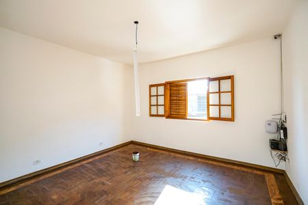 Casa para alugar com 359m², 3 quartos e 6 vagas Casa para alugar com 359m², 3 quartos e 6 vagasQuarto 02