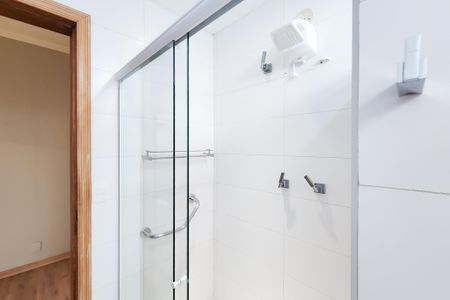 Casa à venda com 121m², 2 quartos e 1 vaga Casa à venda com 121m², 2 quartos e 1 vagaBanheiro