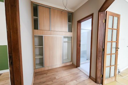 Casa à venda com 121m², 2 quartos e 1 vaga Casa à venda com 121m², 2 quartos e 1 vagaCorredor