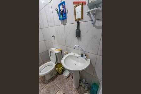 Casa à venda com 100m², 2 quartos e 1 vagaCasa 2 - Banheiro Social