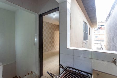 Casa à venda com 100m², 2 quartos e 1 vagaCasa 1 - Área de serviço