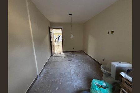 Casa de condomínio para alugar com 400m², 4 quartos e 2 vagasQuarto 1