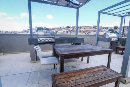 Apartamento à venda com 33m², 2 quartos e sem vagaÁrea comum