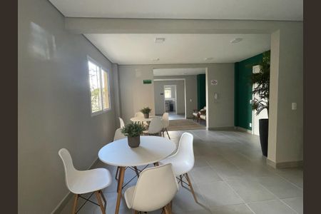 Apartamento para alugar com 32m², 2 quartos e sem vagaÁrea comum 