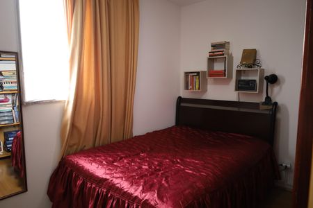 Apartamento à venda com 70m², 3 quartos e 1 vagaQuarto 2