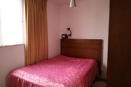 Apartamento à venda com 70m², 3 quartos e 1 vagaQuarto 2