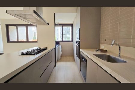 Apartamento para alugar com 108m², 3 quartos e 2 vagas Apartamento para alugar com 108m², 3 quartos e 2 vagasCozinha e Área de Serviço