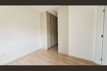 Apartamento para alugar com 108m², 3 quartos e 2 vagas Apartamento para alugar com 108m², 3 quartos e 2 vagasSuíte 2