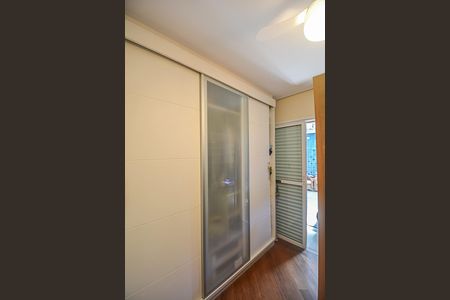 Apartamento à venda com 120m², 3 quartos e 2 vagasQuarto 2
