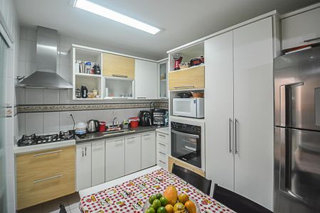 Apartamento à venda com 120m², 3 quartos e 2 vagasCozinha