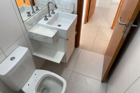 Apartamento para alugar com 100m², 2 quartos e 1 vaga Apartamento para alugar com 100m², 2 quartos e 1 vagaBanheiro