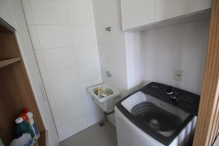 Apartamento à venda com 80m², 2 quartos e 1 vagaÁrea de Serviço