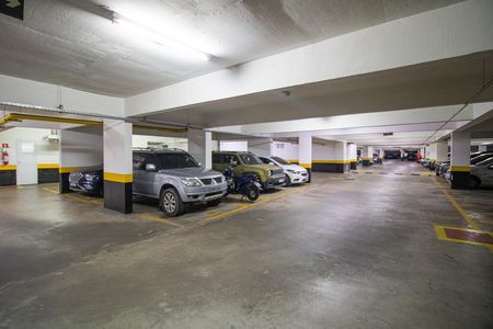 Área comum - Estacionamento de apartamento para alugar com 3 quartos, 100m² em Jardim Leonor Mendes de Barros, São Paulo