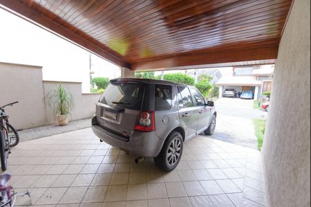 Casa de condomínio para alugar com 180m², 3 quartos e 4 vagas Casa de condomínio para alugar com 180m², 3 quartos e 4 vagasGaragem