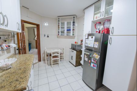 Casa de condomínio para alugar com 180m², 3 quartos e 4 vagas Casa de condomínio para alugar com 180m², 3 quartos e 4 vagasCozinha