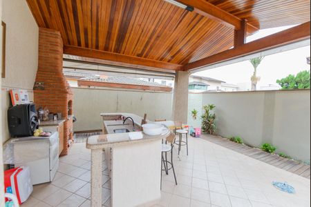 Casa de condomínio para alugar com 180m², 3 quartos e 4 vagas Casa de condomínio para alugar com 180m², 3 quartos e 4 vagasChurrasqueira