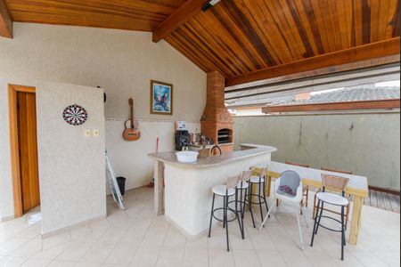 Casa de condomínio para alugar com 180m², 3 quartos e 4 vagas Casa de condomínio para alugar com 180m², 3 quartos e 4 vagasChurrasqueira