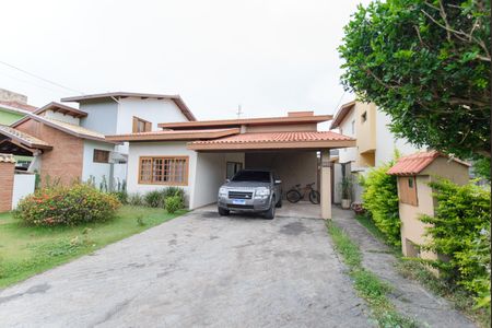 Casa de condomínio para alugar com 180m², 3 quartos e 4 vagas Casa de condomínio para alugar com 180m², 3 quartos e 4 vagasFachada da Casa